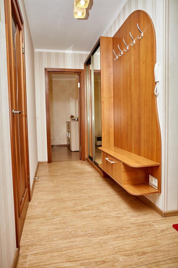 Apartment Family On Shevchenko Street *